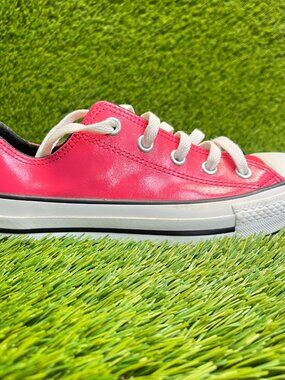 Converse Chuck Taylor All Star Low Womens Size 6 Pink Athletic Shoes Sneakers